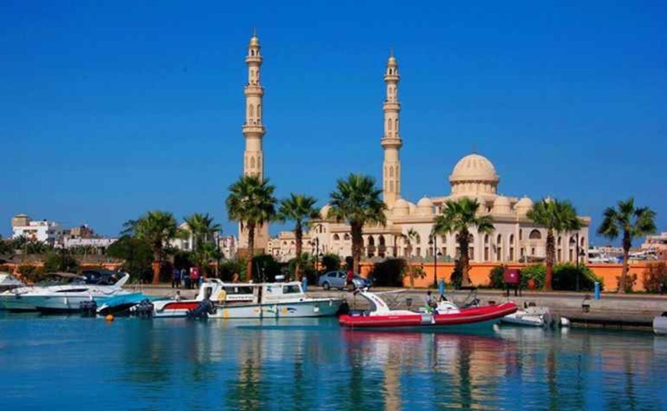 El Mina Moschee in Hurghada Hurghada Sehenswürdigkeiten Private Hurghada Stadtrundfahrt Hurghada Stadtrundfahrt Privat | Stadtrundgang ab Makadi Bay