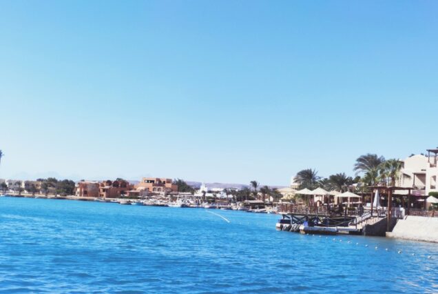 Private El Gouna Stadtrundfahrt und Lagunenfahrt ab Safaga