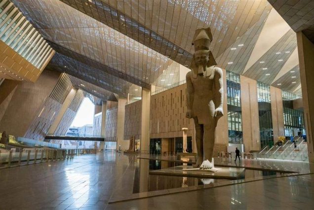 Private Tour nach Kairo ab Safaga Grand Museum-Pyramiden